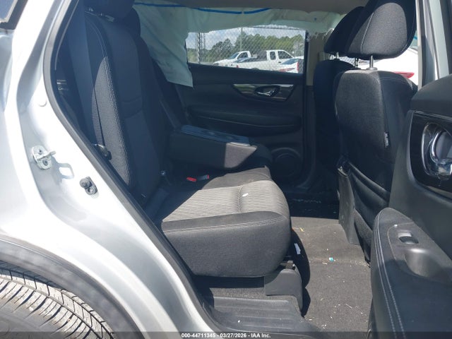 JN8AT2MV1HW016671 Nissan ROGUE SV