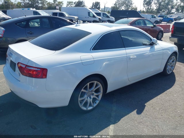 44711368 :رقم المزاد ، WAUCFAFR2CA004148 vin ، 2012 Audi A5 2.0t Premium مزاد بيع