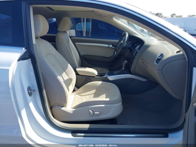 44711368 :رقم المزاد ، WAUCFAFR2CA004148 vin ، 2012 Audi A5 2.0t Premium مزاد بيع
