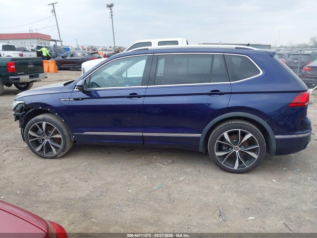 3VV4B7AX9NM024934 Volkswagen Tiguan 2.0t Sel R-line