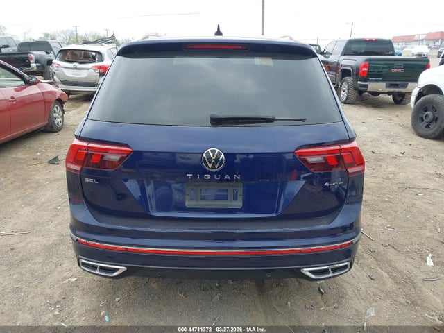 3VV4B7AX9NM024934 Volkswagen Tiguan 2.0t Sel R-line