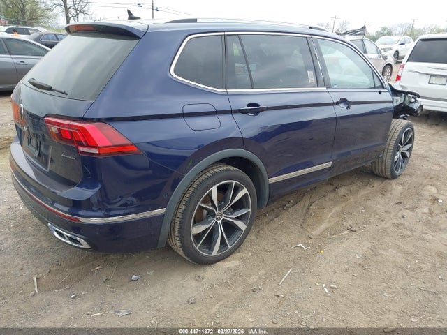 3VV4B7AX9NM024934 Volkswagen Tiguan 2.0t Sel R-line
