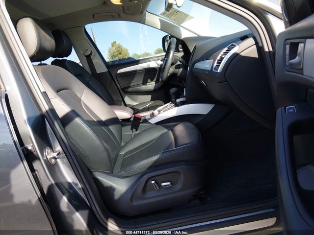 44711373 :رقم المزاد ، WA1LFAFP1EA065862 vin ، 2014 Audi Q5 2.0t Premium مزاد بيع