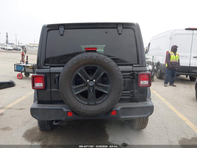 44711387 :رقم المزاد ، 1C4HJXEG7PW577694 vin ، 2023 Jeep Wrangler 4-door Sahara Altitude 4x4 مزاد بيع