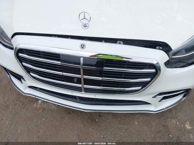 44711397 :رقم المزاد ، W1K6G7GB1NA069180 vin ، 2022 Mercedes-benz S 580 4matic مزاد بيع