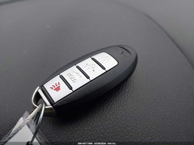 44711406 :رقم المزاد ، JN1BY1AR8GM270927 vin ، 2016 Infiniti Q70 3.7x مزاد بيع