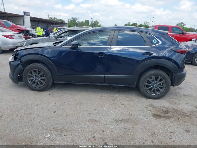 44711415 :رقم المزاد ، 3MVDMBAM4PM562119 vin ، 2023 Mazda Cx-30 2.5 S مزاد بيع