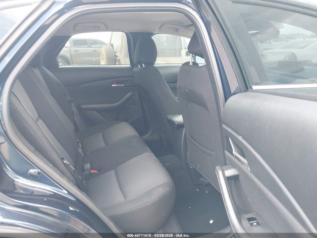 44711415 :رقم المزاد ، 3MVDMBAM4PM562119 vin ، 2023 Mazda Cx-30 2.5 S مزاد بيع