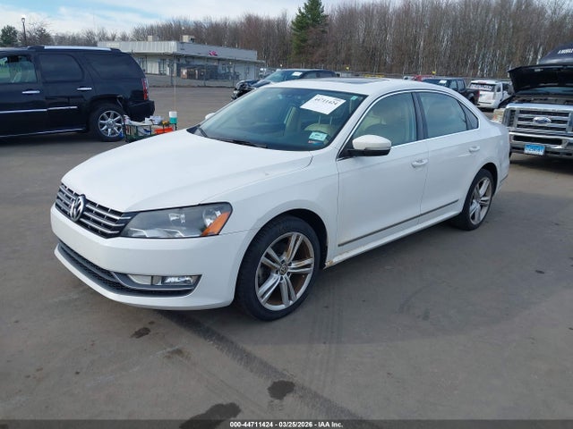 Продаж на аукціоні авто 2014 Volkswagen Passat 2.0l Tdi Sel Premium, vin: 1VWCN7A31EC071517, номер лоту: 44711424