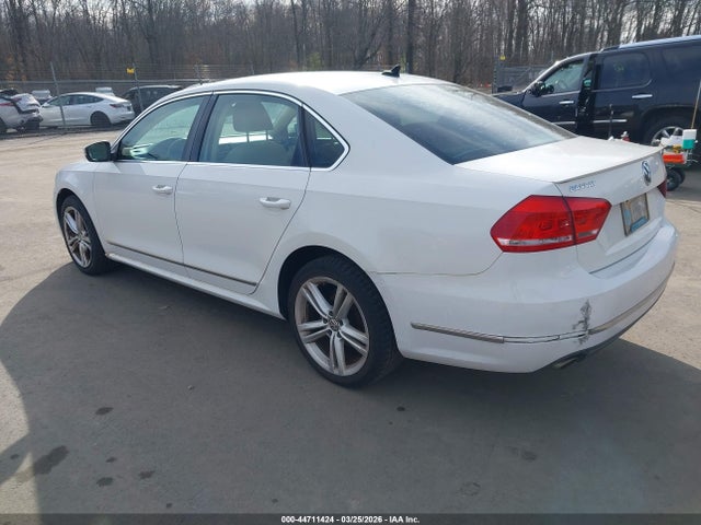 Продаж на аукціоні авто 2014 Volkswagen Passat 2.0l Tdi Sel Premium, vin: 1VWCN7A31EC071517, номер лоту: 44711424