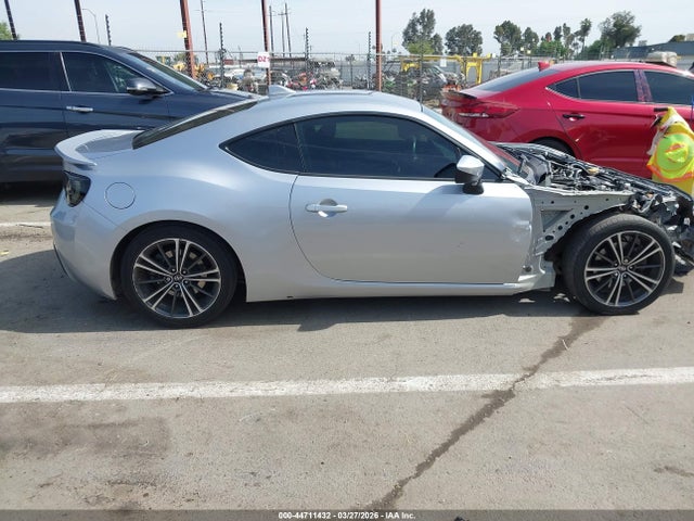 Scion FR-S 2015 JF1ZNAA17F9712120 Image 13