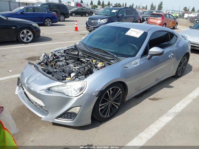Scion FR-S 2015 JF1ZNAA17F9712120 Image 2