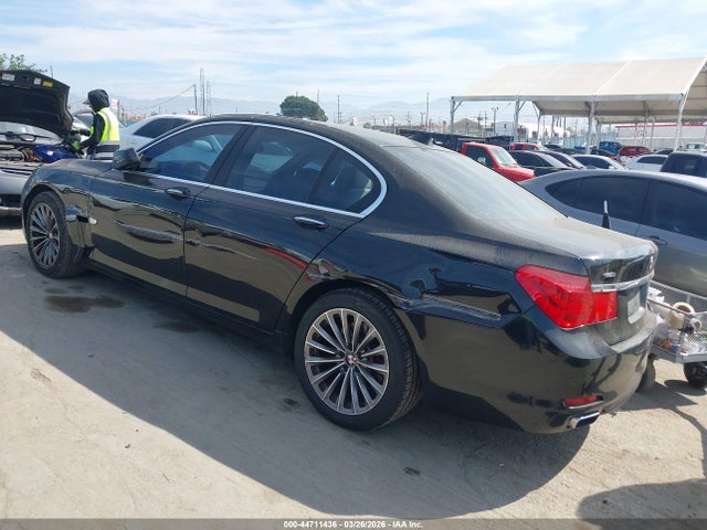 2011 Bmw 740i მანქანა იყიდება აუქციონზე, vin: WBAKA4C5XBC613150, აუქციონის ნომერი: 44711436