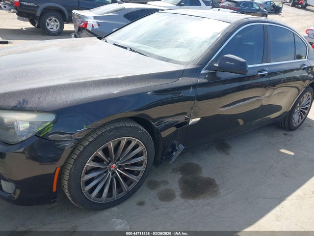 2011 Bmw 740i მანქანა იყიდება აუქციონზე, vin: WBAKA4C5XBC613150, აუქციონის ნომერი: 44711436