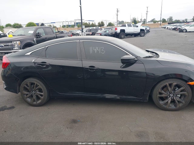 Honda Civic Sport 2019 2HGFC2F8XKH506333 Image 13
