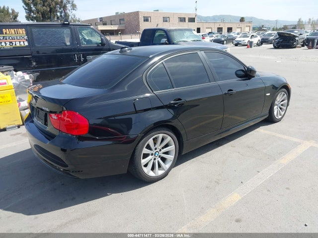 44711477 :رقم المزاد ، WBAPH5G5XBNM83506 vin ، 2011 Bmw 328i مزاد بيع