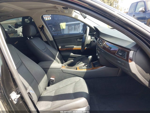 44711477 :رقم المزاد ، WBAPH5G5XBNM83506 vin ، 2011 Bmw 328i مزاد بيع