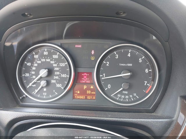 44711477 :رقم المزاد ، WBAPH5G5XBNM83506 vin ، 2011 Bmw 328i مزاد بيع
