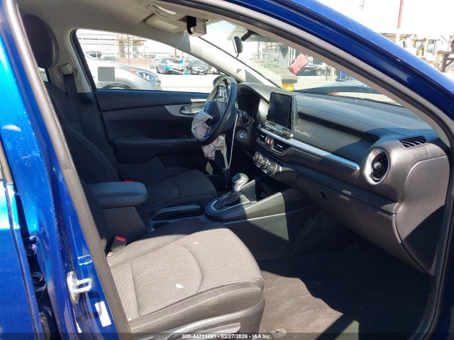 2023 Kia Forte Lxs მანქანა იყიდება აუქციონზე, vin: 3KPF24AD8PE596103, აუქციონის ნომერი: 44711491