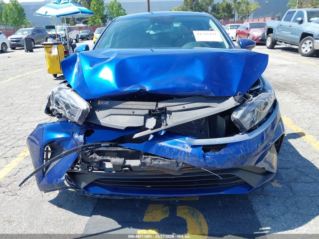 2023 Kia Forte Lxs მანქანა იყიდება აუქციონზე, vin: 3KPF24AD8PE596103, აუქციონის ნომერი: 44711491