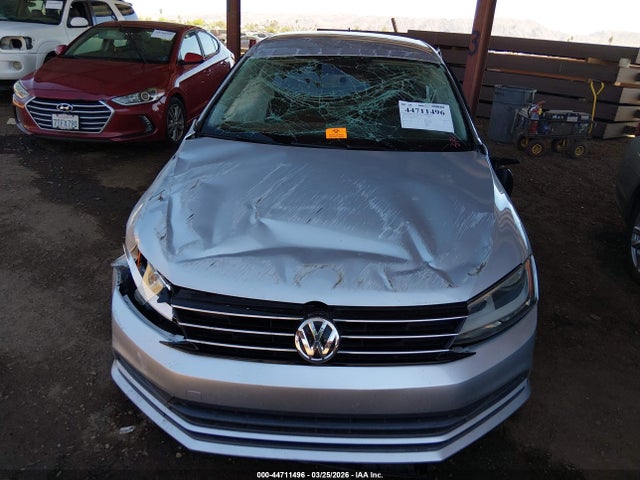 3VWD17AJ5FM352010 Volkswagen Jetta 1.8t Se