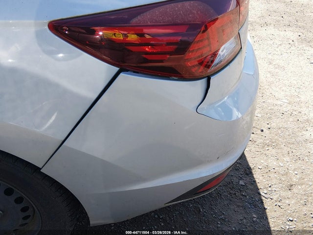 Hyundai ELANTRA SE 2019 KMHD74LF1KU855284 Image 20