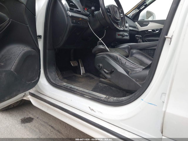YV4102KM1J1346521 Volvo Xc90 T5 R-design 5p