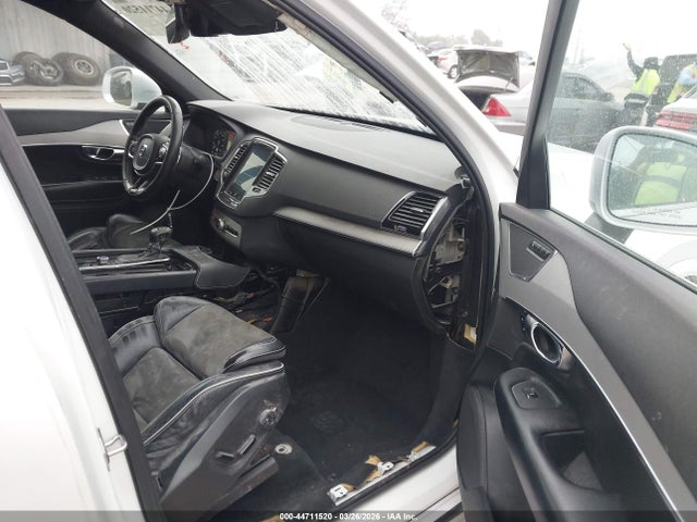 YV4102KM1J1346521 Volvo Xc90 T5 R-design 5p