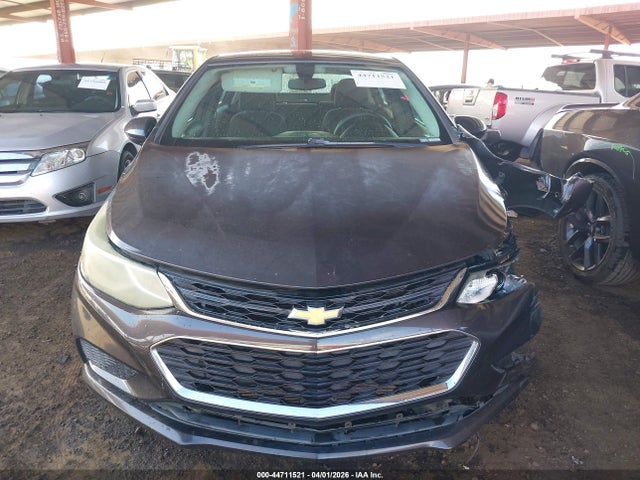 1G1BE5SM8H7103945 Chevrolet Cruze Lt Auto