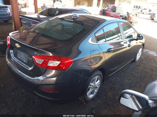 1G1BE5SM8H7103945 Chevrolet Cruze Lt Auto