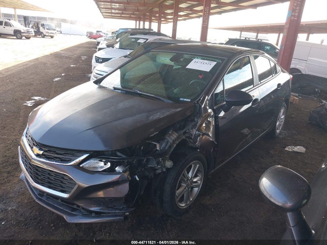 1G1BE5SM8H7103945 Chevrolet Cruze Lt Auto