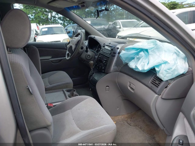 44711541 :رقم المزاد ، 5TDZA23C16S452096 vin ، 2006 Toyota Sienna Le مزاد بيع