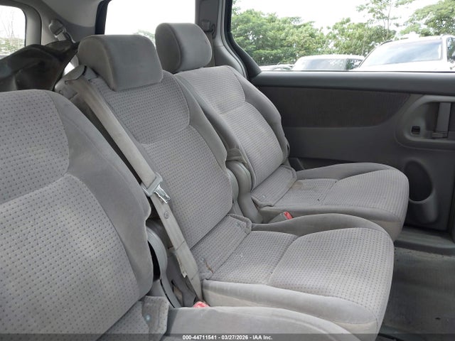 44711541 :رقم المزاد ، 5TDZA23C16S452096 vin ، 2006 Toyota Sienna Le مزاد بيع