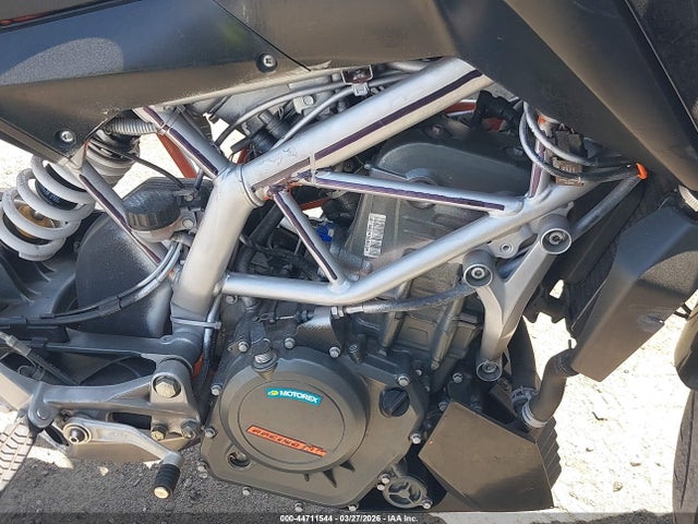 MD2JGJ401GC281342 KTM Rc 390