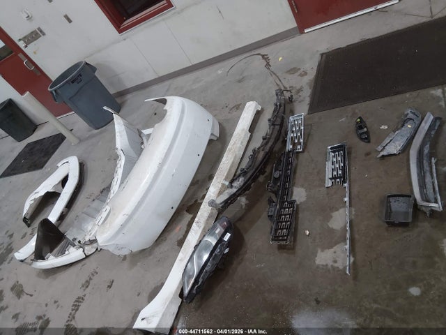 44711562 :رقم المزاد ، 2G1115S35G9173852 vin ، 2016 Chevrolet Impala 2lt مزاد بيع