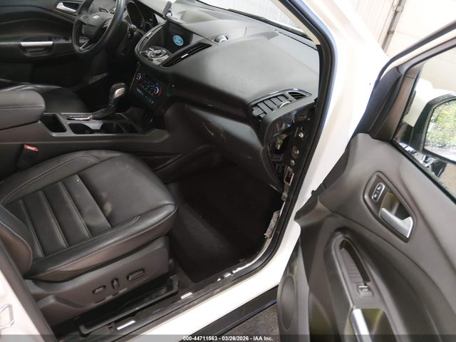 Ford Escape Titanium 2019 1FMCU9J91KUB29102 Image 19
