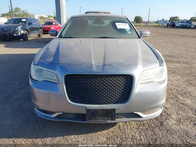 44711577 :رقم المزاد ، 2C3CCAAG4FH791812 vin ، 2015 Chrysler 300 Limited مزاد بيع