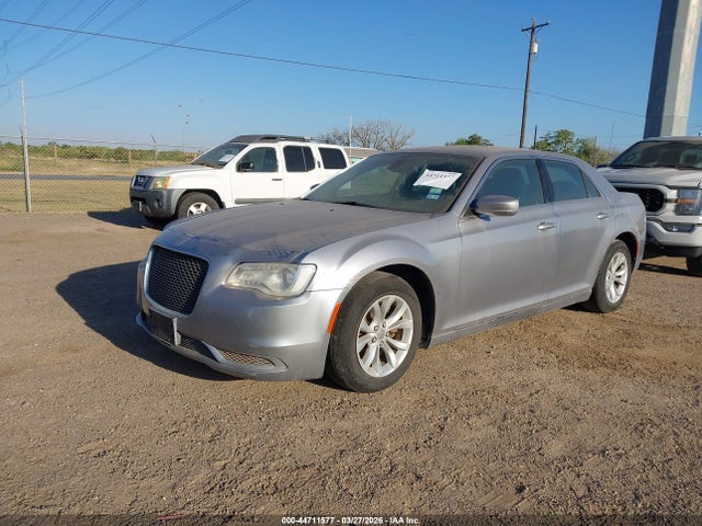 44711577 :رقم المزاد ، 2C3CCAAG4FH791812 vin ، 2015 Chrysler 300 Limited مزاد بيع