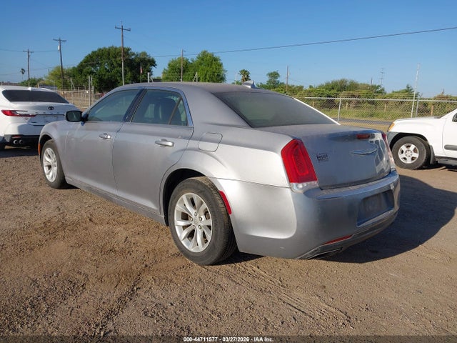 44711577 :رقم المزاد ، 2C3CCAAG4FH791812 vin ، 2015 Chrysler 300 Limited مزاد بيع