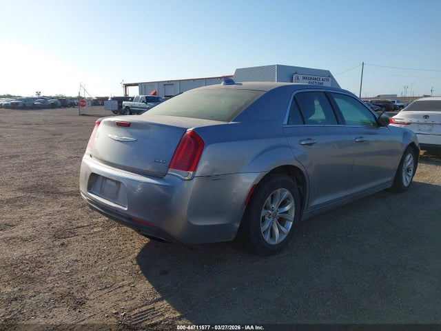 44711577 :رقم المزاد ، 2C3CCAAG4FH791812 vin ، 2015 Chrysler 300 Limited مزاد بيع