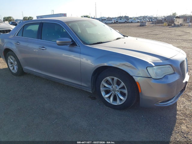 44711577 :رقم المزاد ، 2C3CCAAG4FH791812 vin ، 2015 Chrysler 300 Limited مزاد بيع