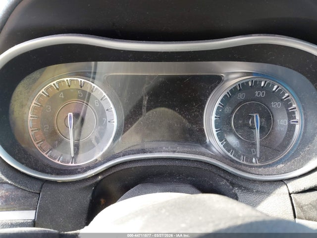 44711577 :رقم المزاد ، 2C3CCAAG4FH791812 vin ، 2015 Chrysler 300 Limited مزاد بيع