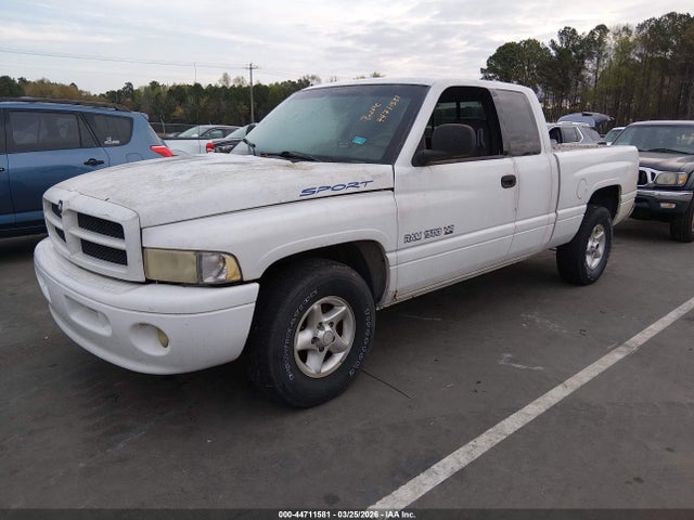 2000 DODGE RAM 1500 3B7HC13Z6YG110133 Photo 1