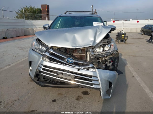 5TDDGRFH7JS044901 Toyota Highlander Hybrid Limited Platinum