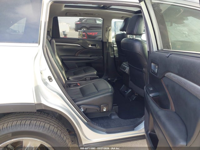 5TDDGRFH7JS044901 Toyota Highlander Hybrid Limited Platinum