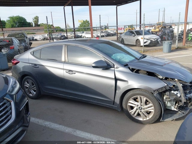 Hyundai Elantra Value Edition 2019 5NPD84LF6KH496588 Image 14