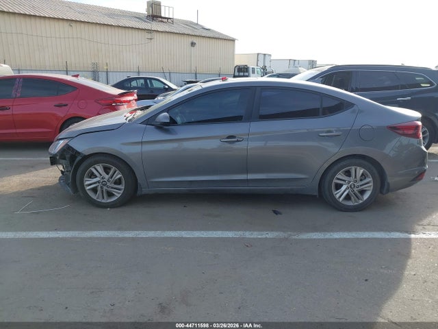 Hyundai Elantra Value Edition 2019 5NPD84LF6KH496588 Image 15