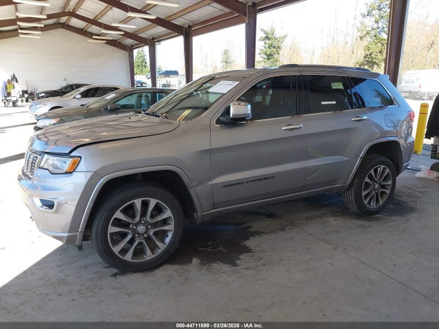 1C4RJFCG8JC195605 Jeep Grand Cherokee Overland 4x4