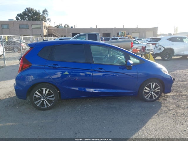 3HGGK5H81KM753313 Honda FIT EX
