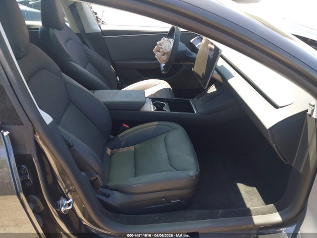 Продаж на аукціоні авто 2025 Tesla Model 3, vin: 5YJ3E1EA7SF072548, номер лоту: 44711616